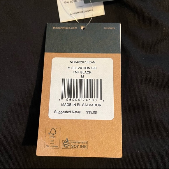 The North Face Elevation T-Shirt - Picture 4 of 9